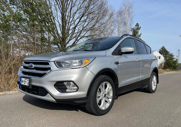Ford Escape cena 66000 przebieg: 75500, rok produkcji 2018 z Sochaczew małe 277